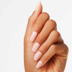 OPI Nail Lacquer, up to 7 Days of Wear, Chip Resistant and Fast Drying Nail Polish, 15Ml - Image 4